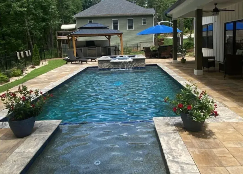 New house on Lake Hartwell with a pool!! - Image 1