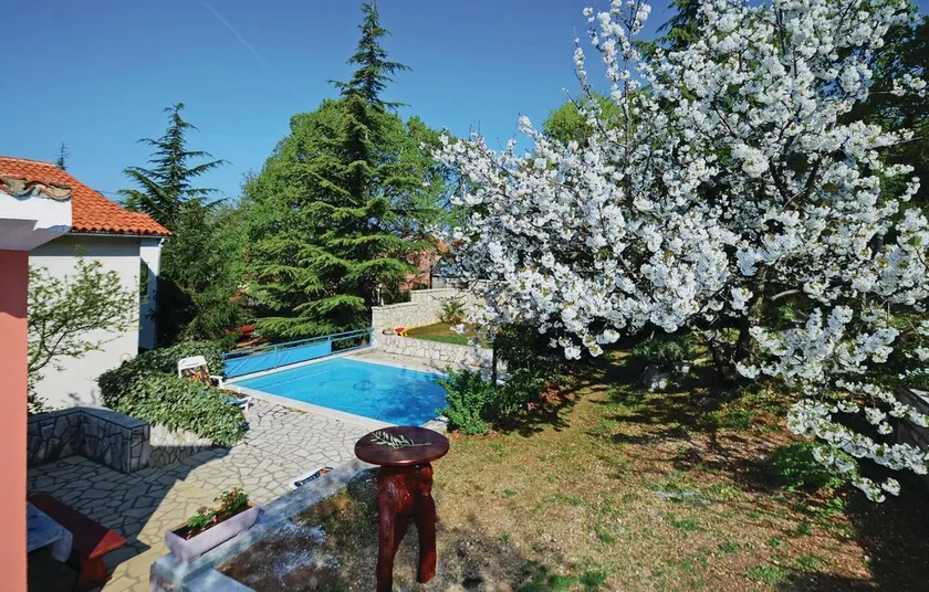 Gorgeous home in Reburici - Image 1