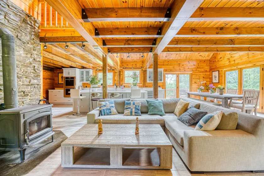 Luxurious & Enchanting Log House in Heart of Hudson Valley/Catskills, Upstate NY - Image 1