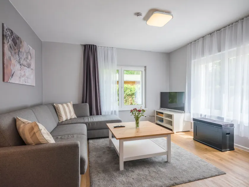 Bungalow mit Eigenem Bootsteg - Image 1