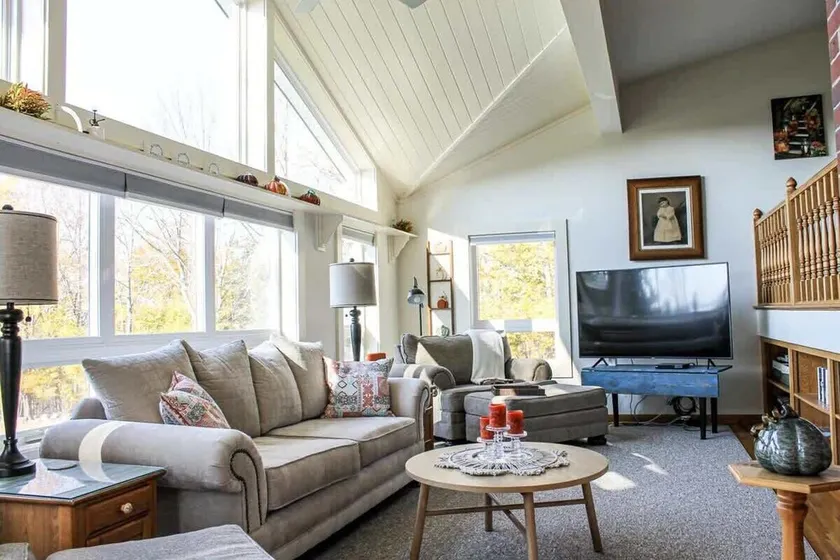 Bayside Waterview Cottage - Image 1