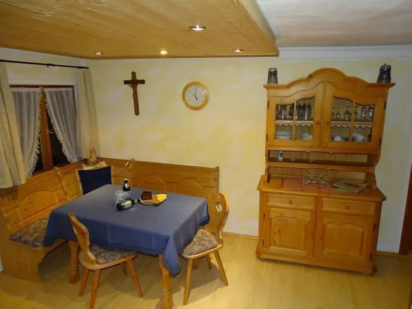 Ferienwohnung Nr. 1 für  1-4 Personen, ca. 50 qm, 2 Schlafzimmer, Wohnraum mit Kochnische, Balkon, Zustellbett auf Anfrage - Image 1