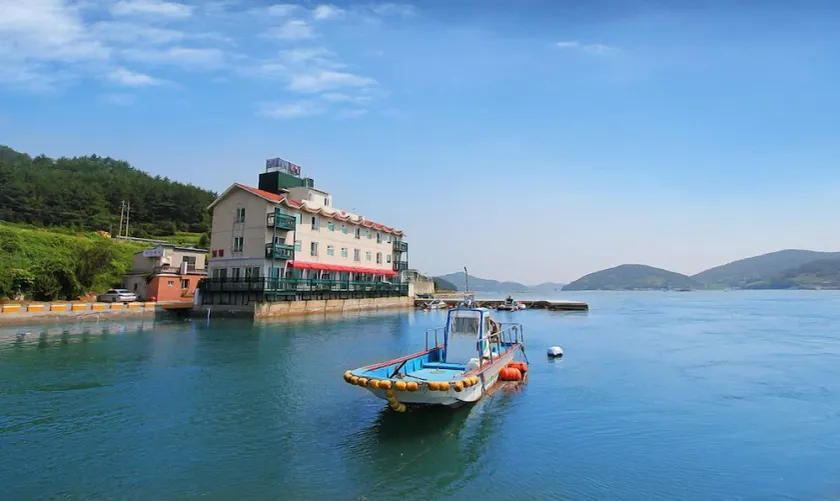 Namhae 1 Night 2 Days Pension - Image 1