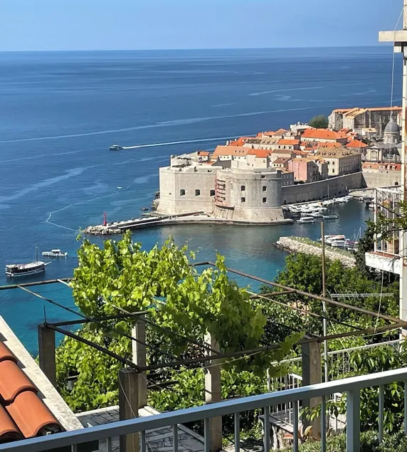 Studio Apartment Klara  Breathtaking view to the sea and Old Town! - Image 1