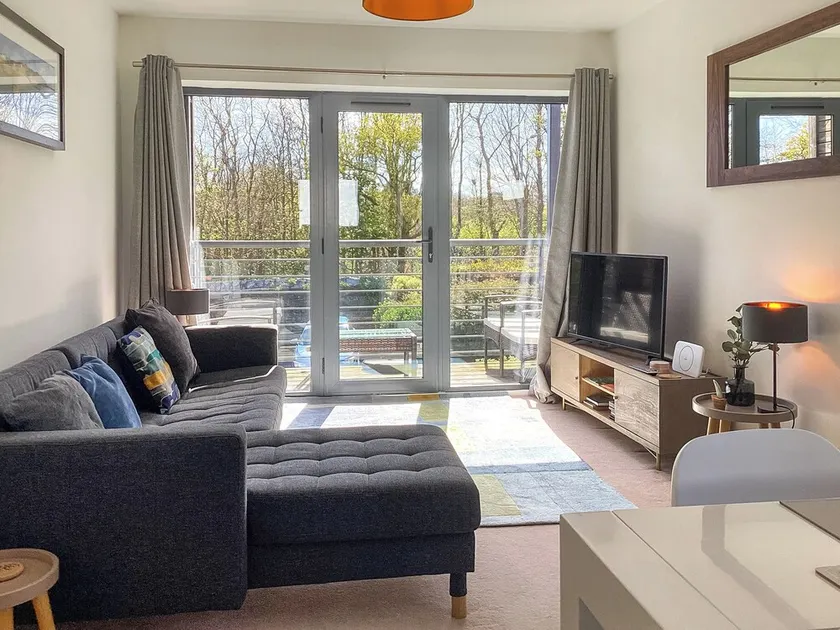 3 Waterwheel Apartment - Image 1