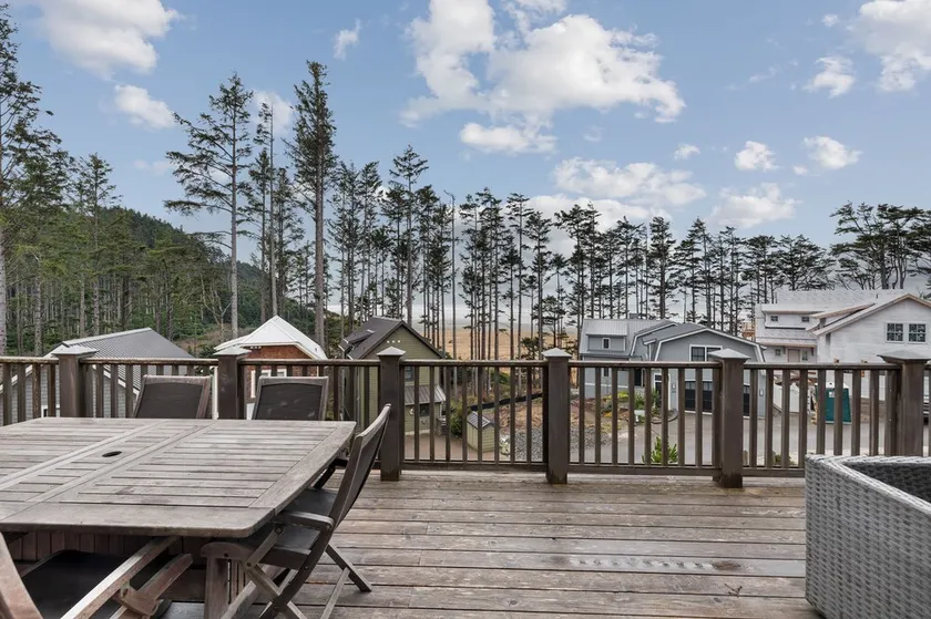 Seabrook Hidden Coast Hideaway | Oceanfront View | 4BR, Sleeps 13, Elevator Acce - Image 1