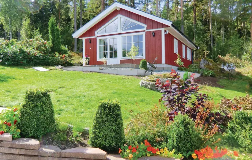 Superbe maison de 2 chambres à Vetlanda - Image 1