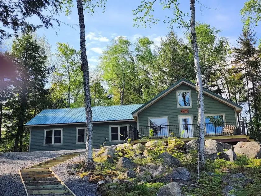 Family Friendly Lakefront Cottage, Ambajejus Lake - Image 1