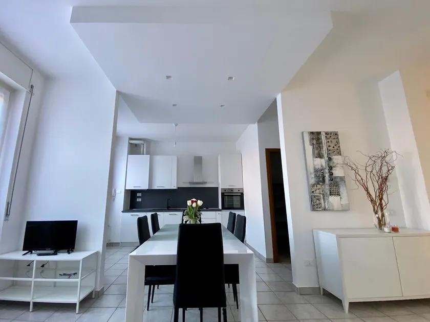 Modern Apartment Luci & Stelle near Lake Como - Image 1