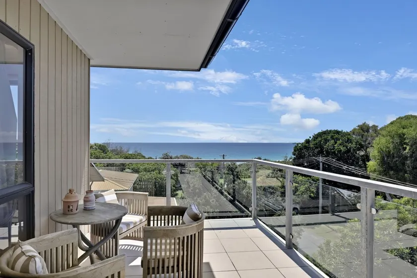Quarterdeck - Mirante do Ponto, QLD - Image 1