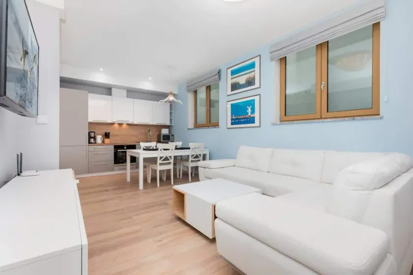 Apartment Close to Lake | Jacuzzi | Sauna - Image 1