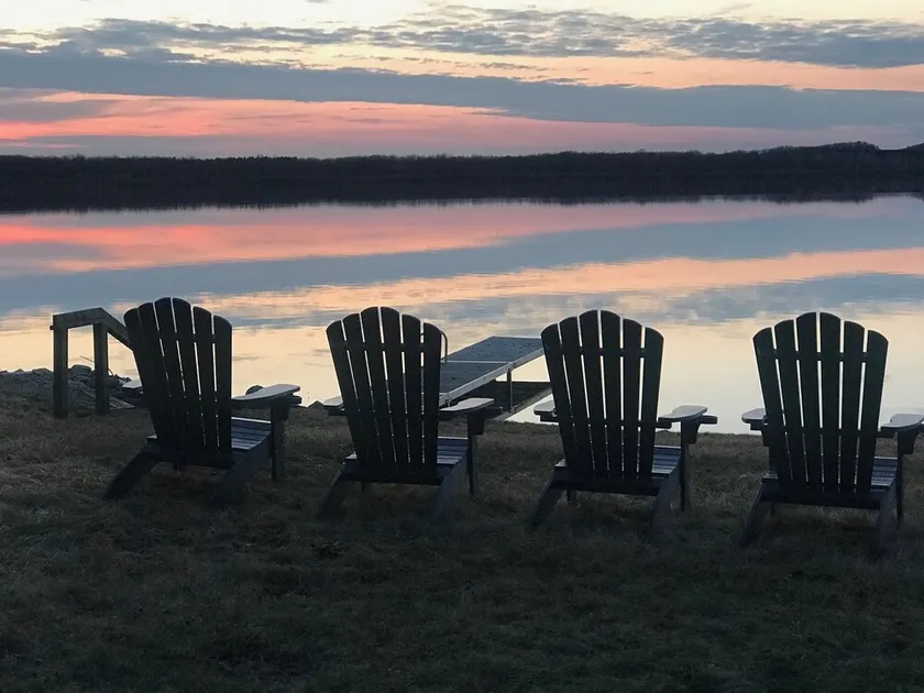 Gorgeous Lakefront House, AC, Private Dock, Kayaks, Canoe, Paddleboards. - Image 1