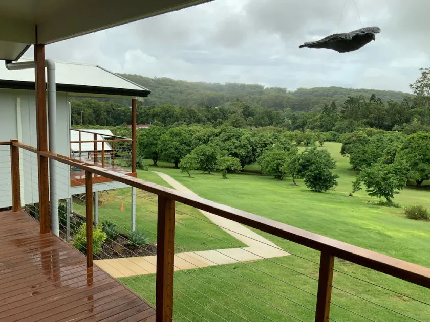 Sunshine Coast retreat your own private golf course - Image 1
