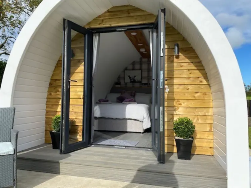 Private Pod and Hot Tub 5 minutes from the Beautiful Coastal town of Ballycastle - Image 1