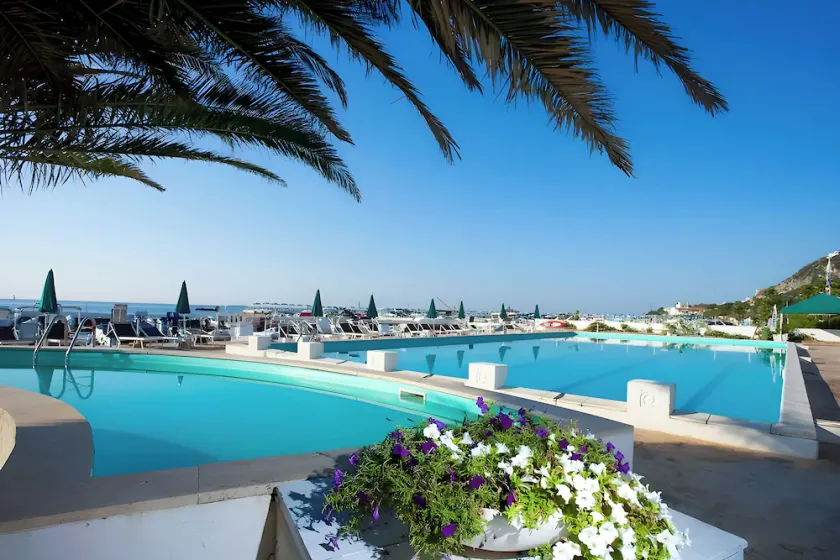 HOTIDAY Room Collection - Circeo - Image 1