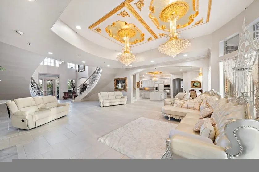 Private Mansion Retreat Basketball Court and More - Image 1