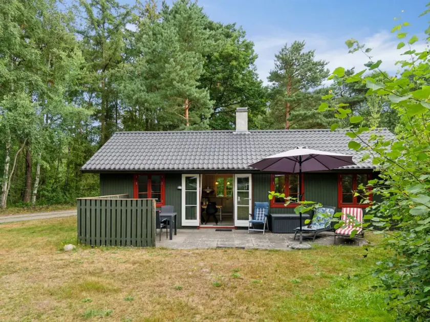 \"Gail\" - 200m from the sea by Interhome - Image 1