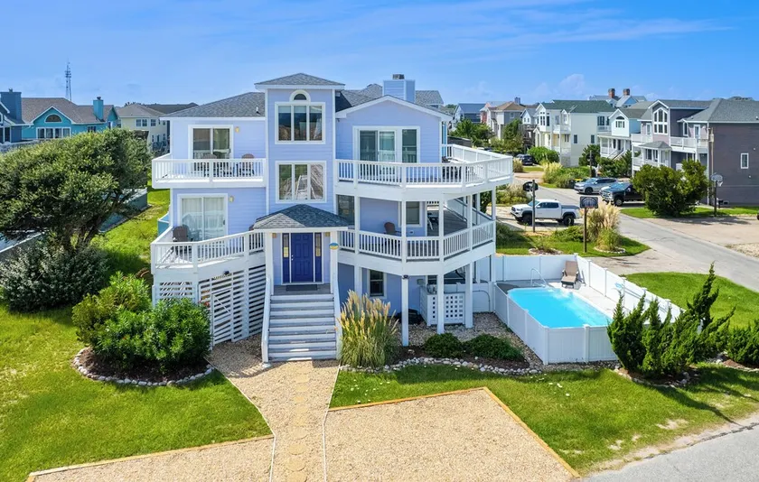 Semi-Oceanfront, Close to beach, Private Pool, Hot Tub, CP22, Beach, Please - Image 1