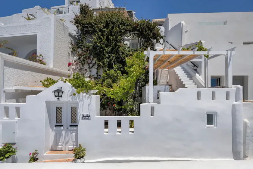 Feggari Apartments - Image 1