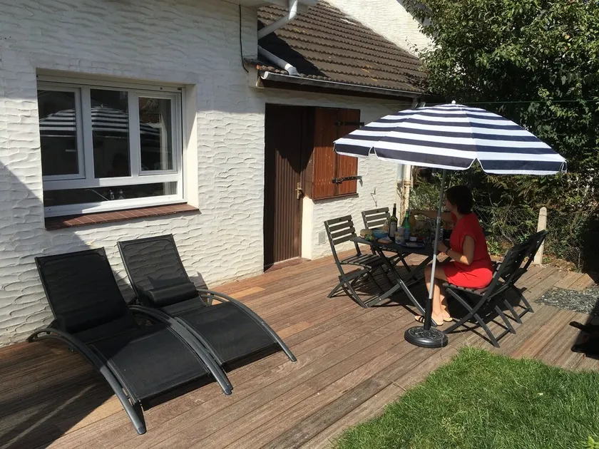 300 meters from the beaches - resort center - Bright, renovated villa with a veranda and garden - Image 1