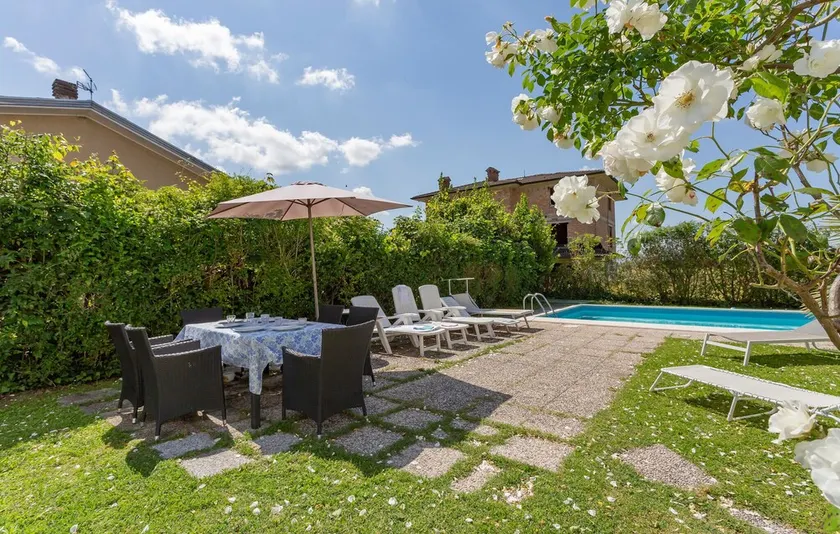 Smukt hjem i Piacenza med privat swimmingpool, kan være inde eller ude - Image 1