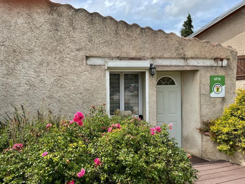 Charming Countryside Cottage with Private Terrace, Near Nancy - Image 1