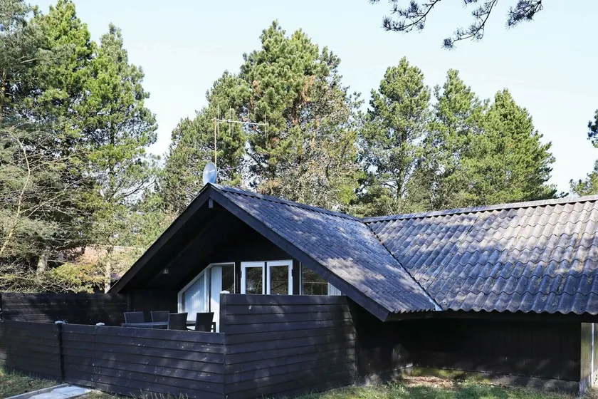 4 person holiday home in Oksbøl - Image 1