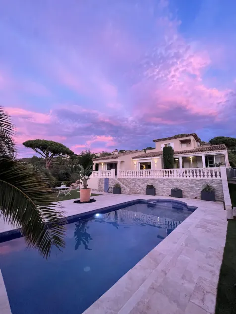 Villa avec piscine sur le golf - Image 1