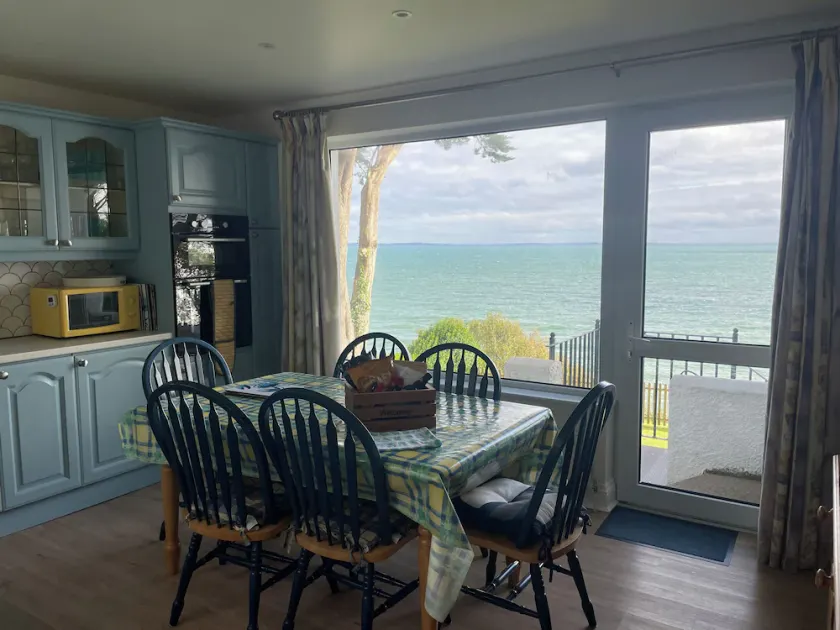 Rocklea Seaside Cottage - Image 1