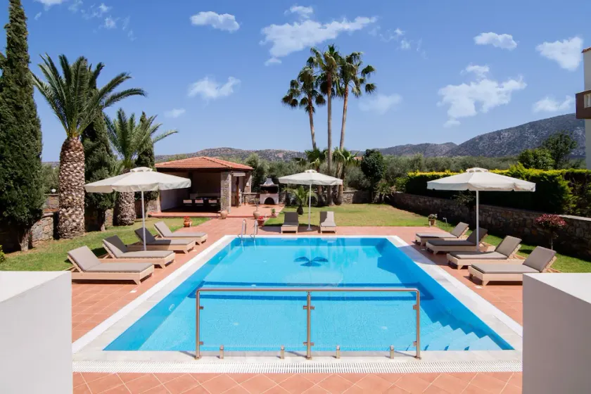 Villa Tyghi, 5 bedrooms, 4 bathrooms, private pool, large garden, BBQ area - Image 1