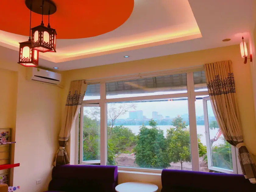 The house is by river, great view, and only 1.8km to the old quarter center!!! - Image 1
