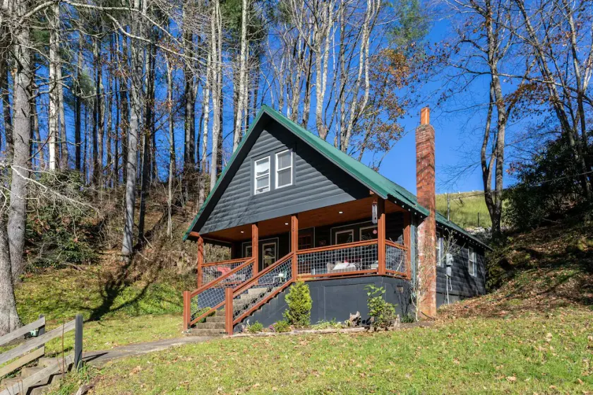 Hidden Cabin on Old Field Creek - Image 1