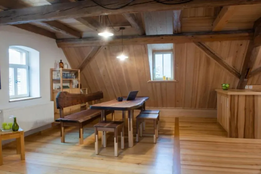 Apartment Walnut - Image 1