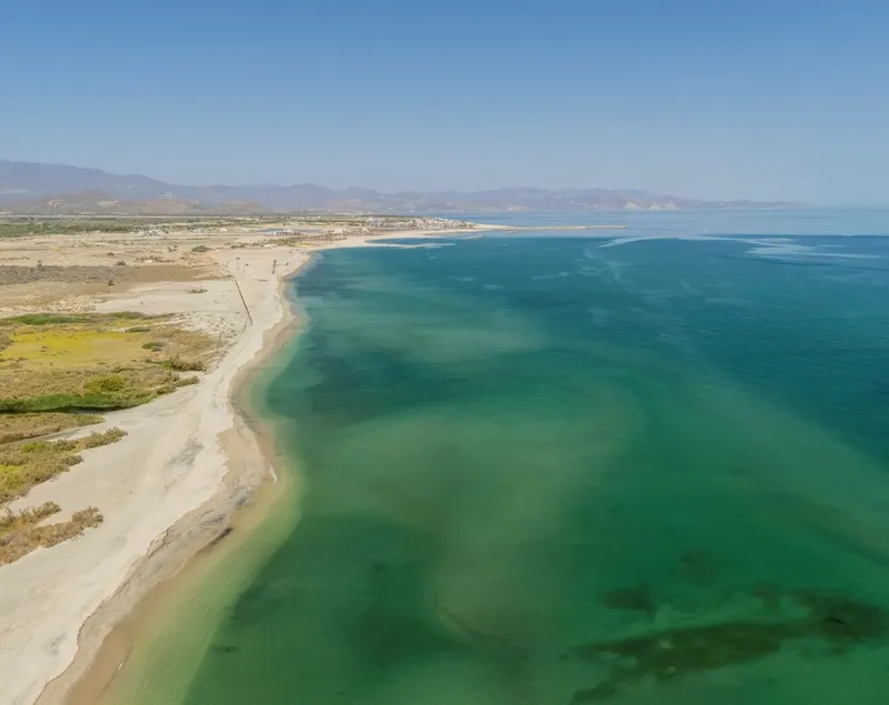\"I have traveled the world and this is the best beach I have ever seen\" - Image 1
