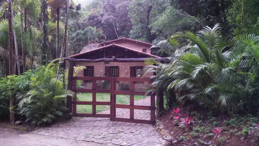 Farmhouse on Félix Beach - Image 1