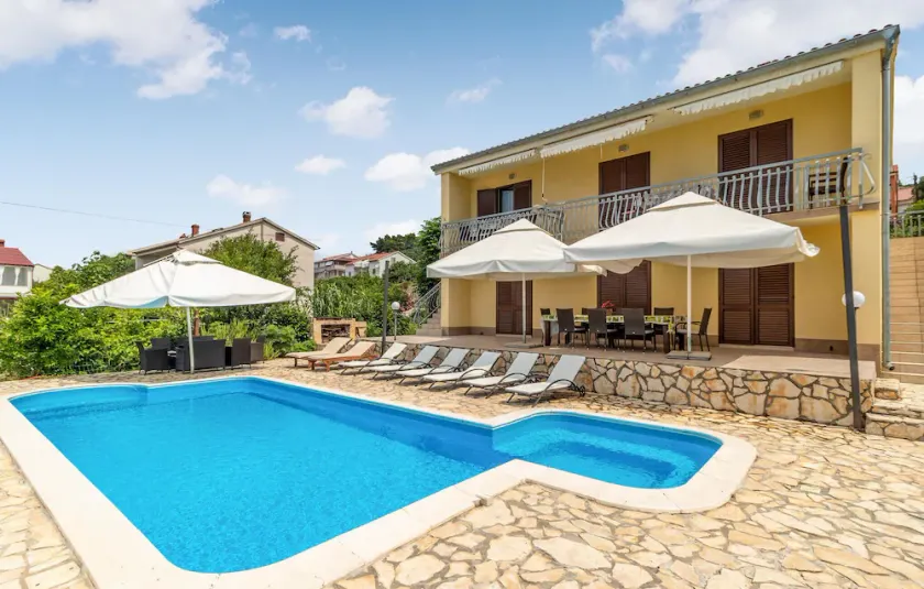 Awesome Home In Banjol - Image 1
