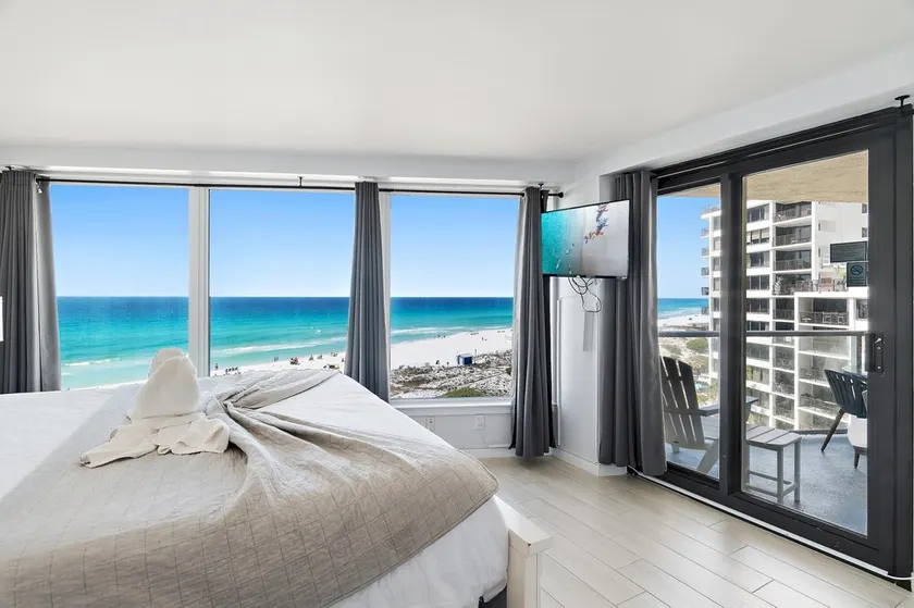 4266 Beachside Two - Image 1