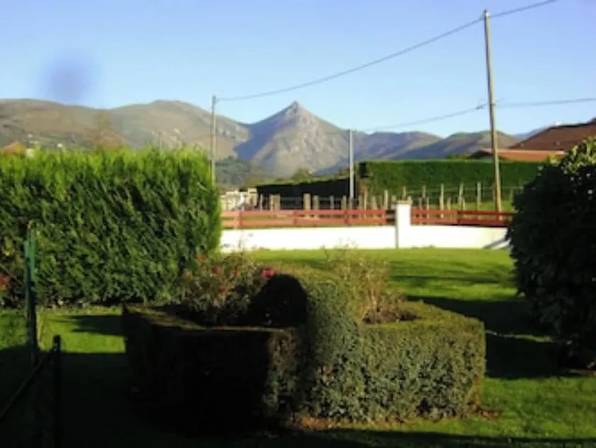 GITE RURAL 4 PERS. NEAR ST JEAN PIED DE PORT - Image 1
