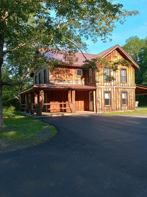Round Top: scenic , serene, beautiful....roomy - Image 1