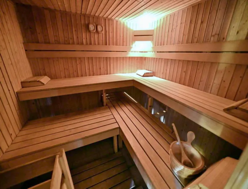 Holiday Home in Heure with Pool & Sauna - Image 1