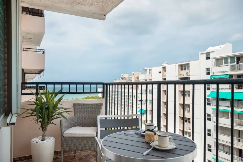 Ocean View/One bedroom Apt Across the Street from the San Juan Hotel - Image 1
