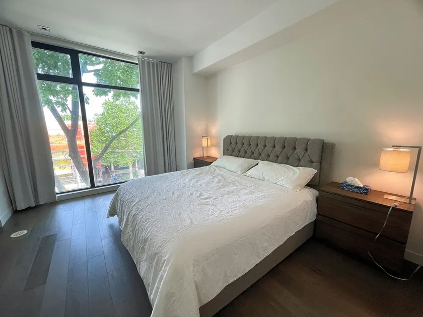 3-bedroom townhouse with patio - Image 1