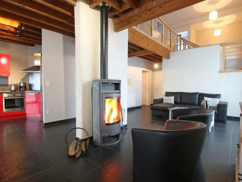 La Grange 18ème siècle avec Spa, lumière naturelle et grande capacité - Image 1