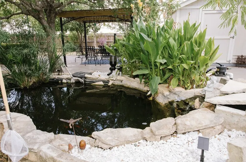 The Koi House Georgetown: 35 Minutes from Downtown Austin and Airport - Image 1