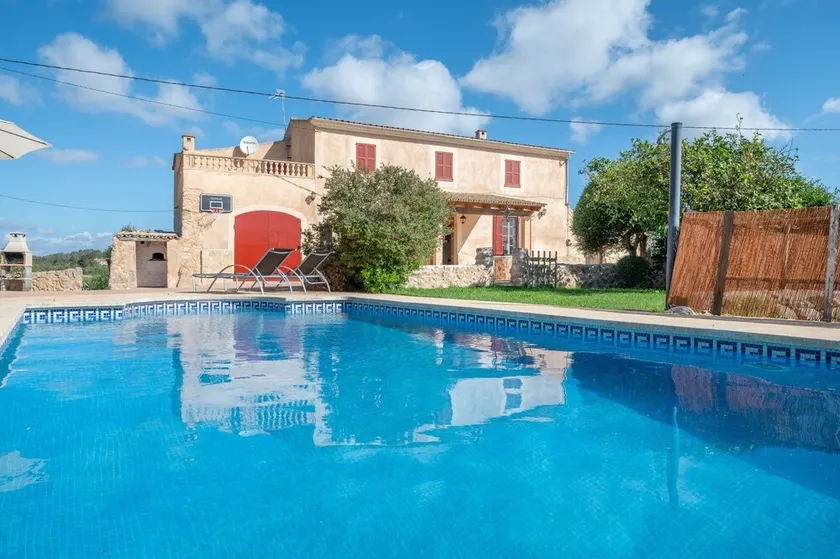 Majorcan Country House Ses Comes de Son Cladera with Private Pool & Mountain View - Image 1