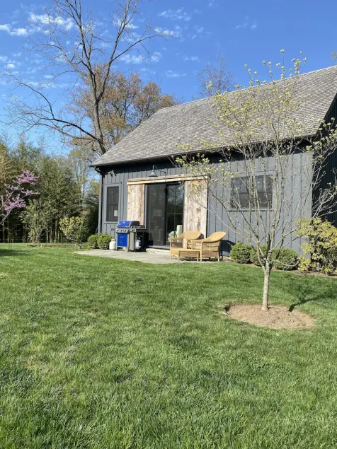Modern charming country cottage for long term availability - Image 1