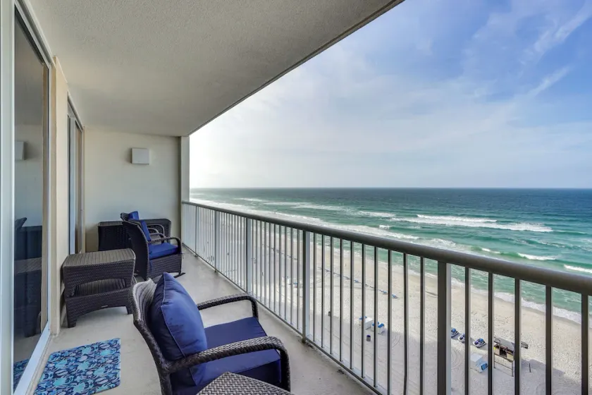 Gulf Views! 9th-Floor Majestic Beach Resort Condo - Image 1