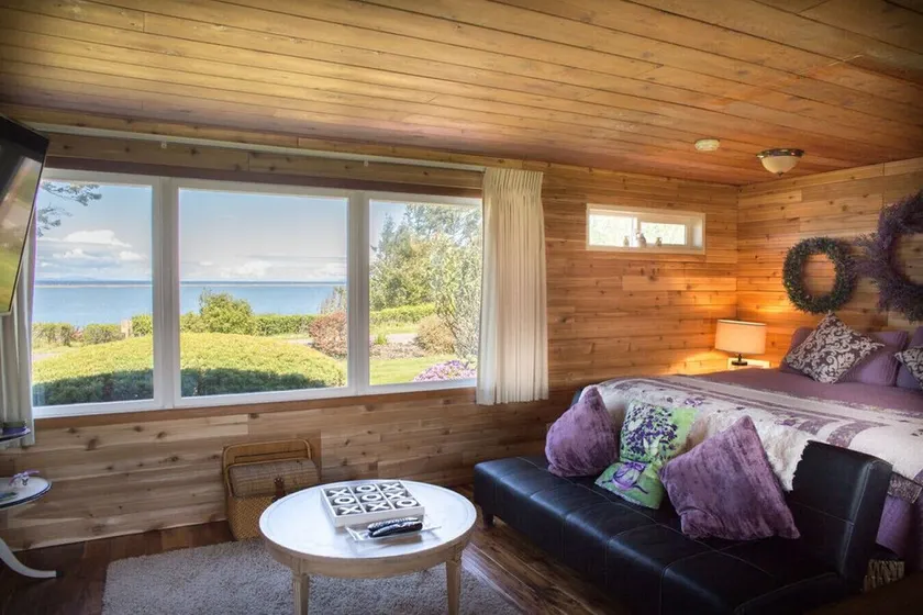 Rm 4 Sequim lavender · 4-Water View-Beach access-Sequim's Lavender Room - Image 1