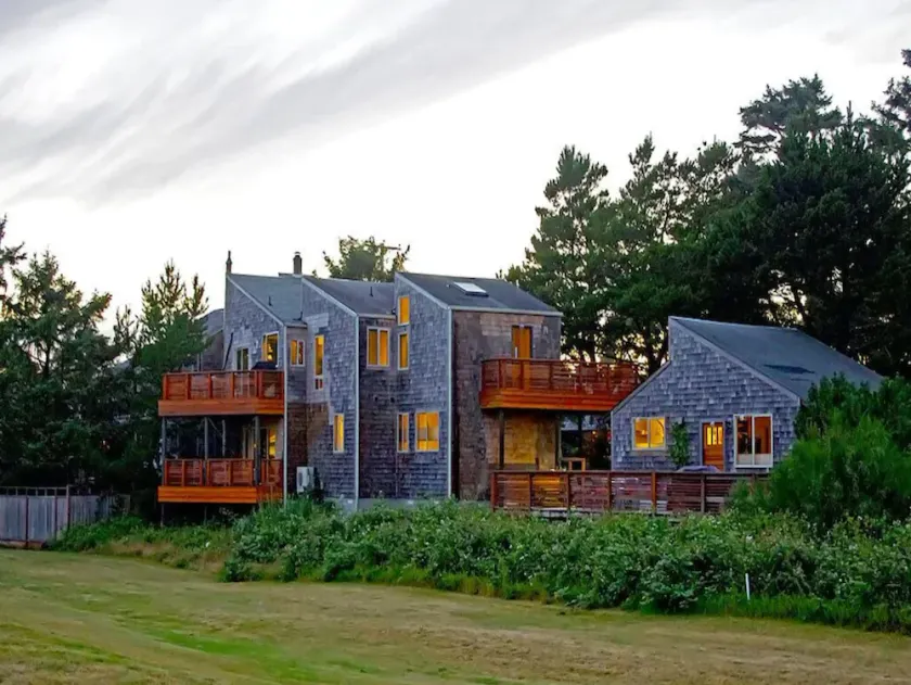EdgewoodCove - Majestic Seaside Retreat W/ Stunning Ocean & Mountain Views - Image 1