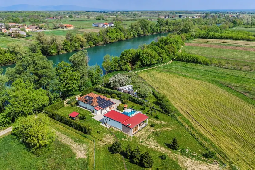 Secluded Pool House Kupa /w Sauna & Jacuzzi - Happy Rentals - Image 1